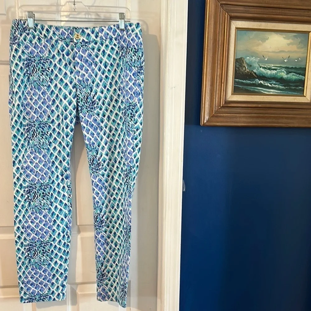 NWOT Women’s Lilly Pulitzer Blue and White Kelly Skinny Ankle Patterned Pant